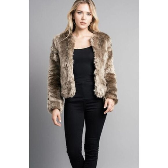 Vocal Fur Jacket W/Closures Large NWT - Picture 2 of 5